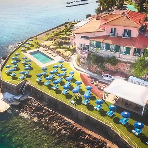 **** Hotel Domizia Italie
