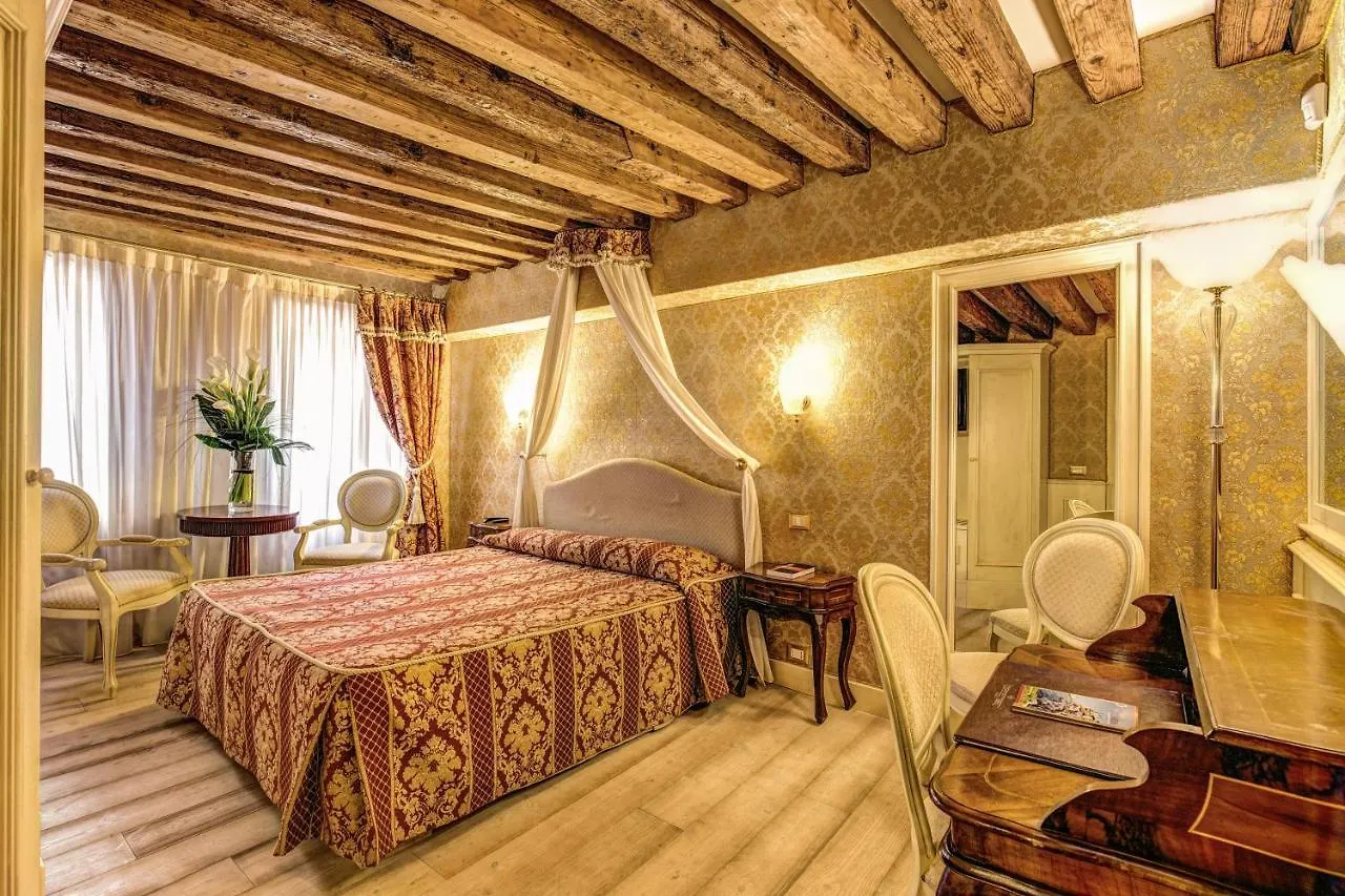 San Marco - Le Isole - Corte Coppo - Locande Venise